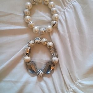 White and Gray Beaded Glass Bracelet